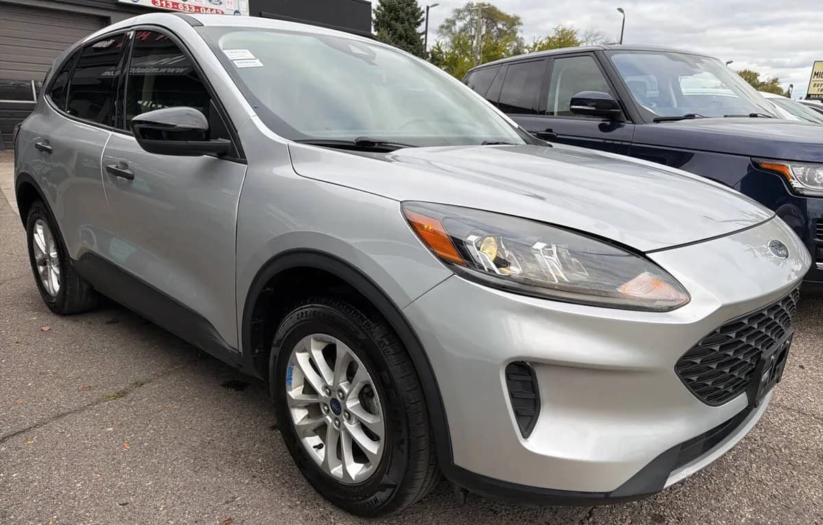 2020 FORD ESCAPE S 4