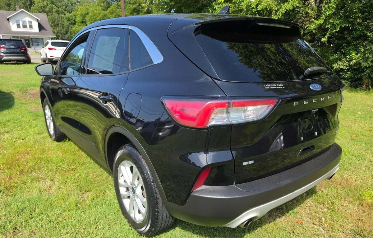 2020 FORD ESCAPE SE 3