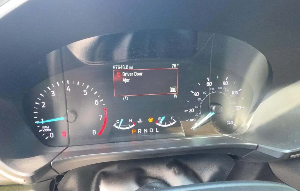 2020 FORD ESCAPE SE 6