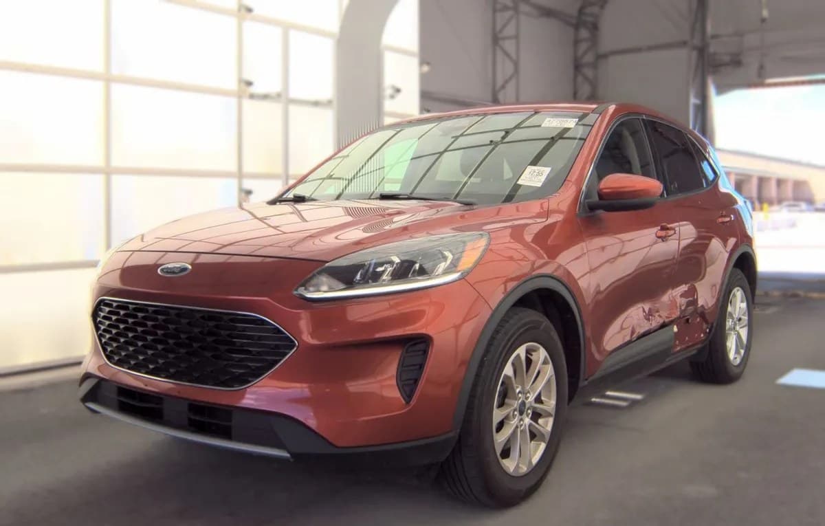 2020 FORD ESCAPE SE 2