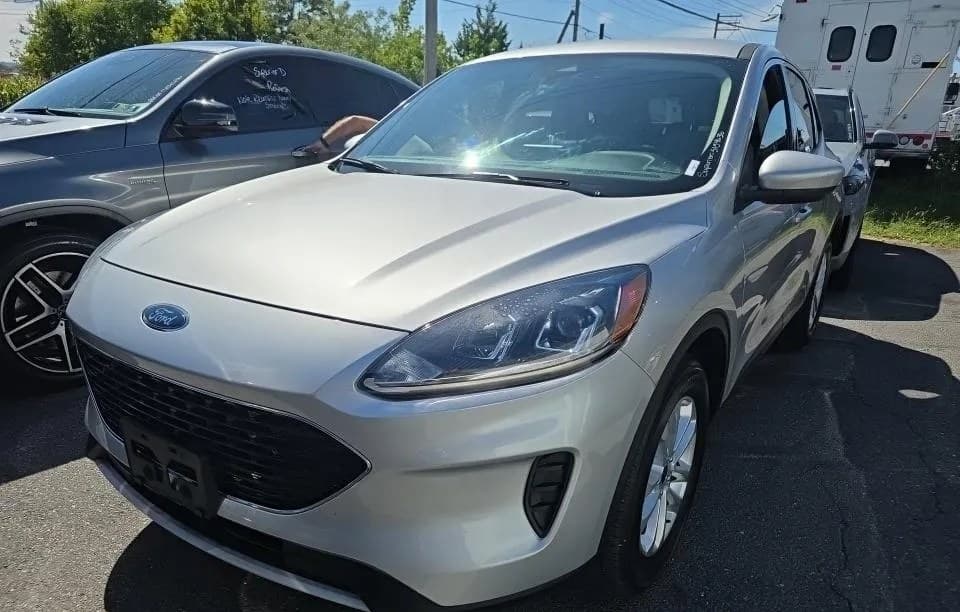 2020 FORD ESCAPE SE 3