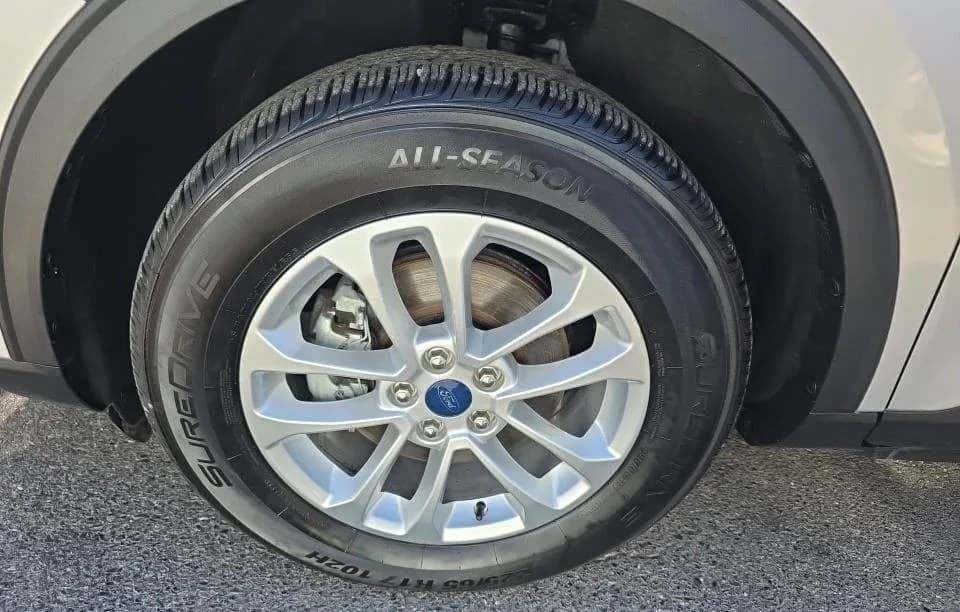 2020 FORD ESCAPE SE 5