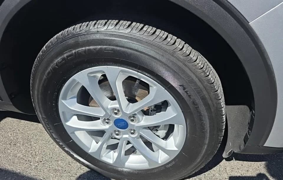 2020 FORD ESCAPE SE 6