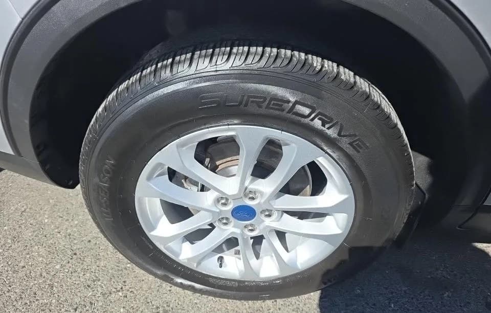 2020 FORD ESCAPE SE 7