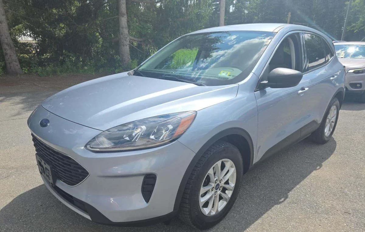 2022 FORD ESCAPE SE 2
