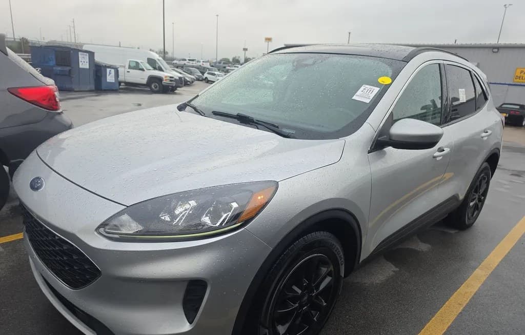 2020 FORD ESCAPE SE 1