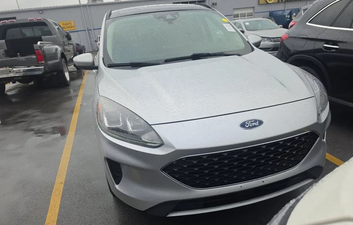 2020 FORD ESCAPE SE 3