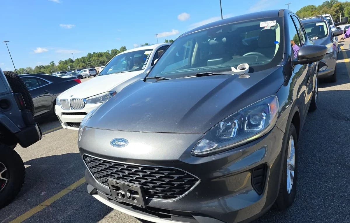 2020 FORD ESCAPE SE 2