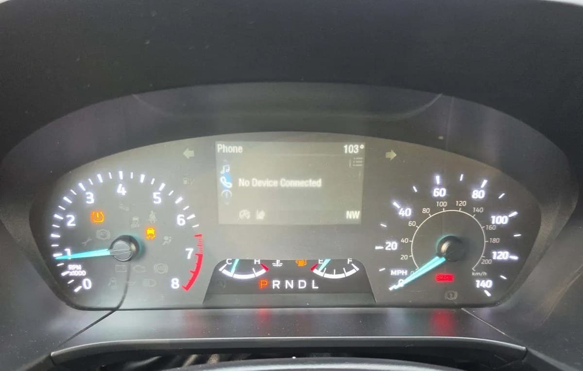 2020 FORD ESCAPE SE 6