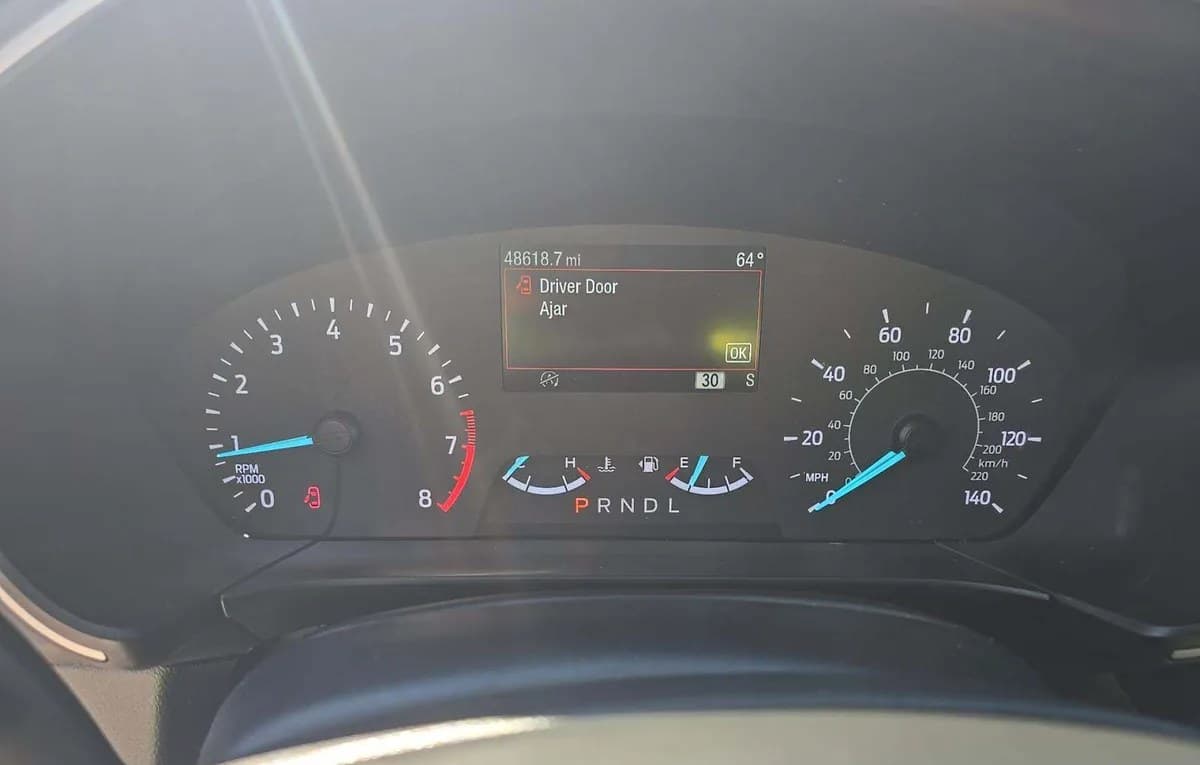 2021 FORD ESCAPE SE 6
