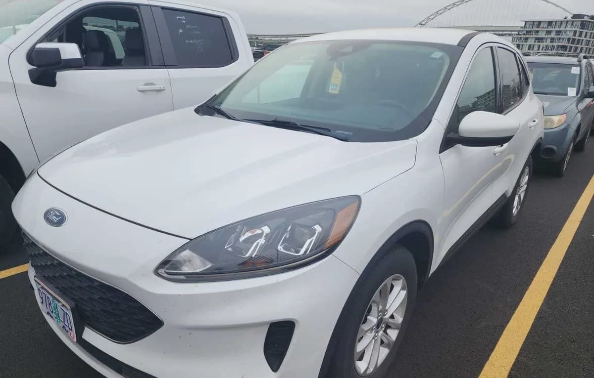 2020 FORD ESCAPE SE 2