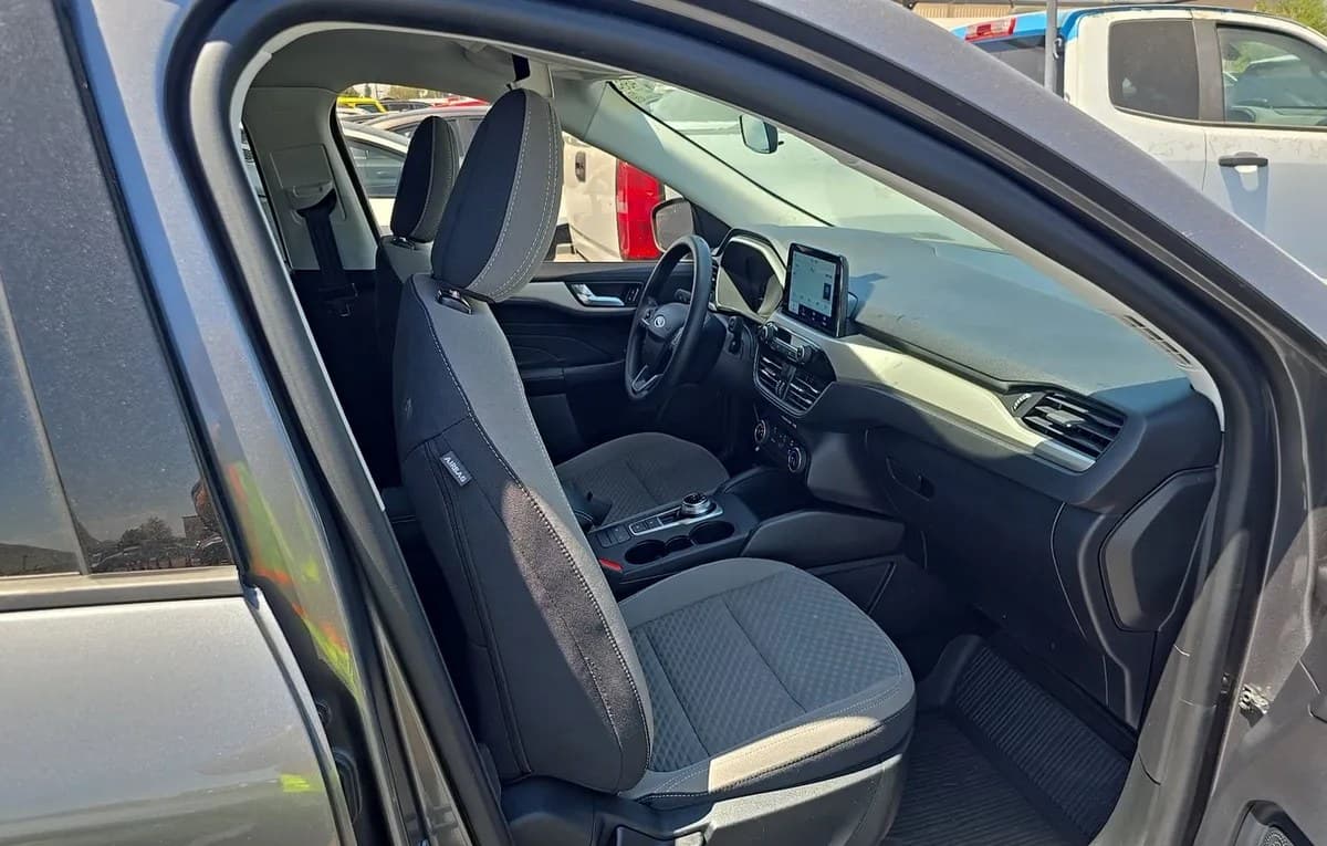 2021 FORD ESCAPE SE 5