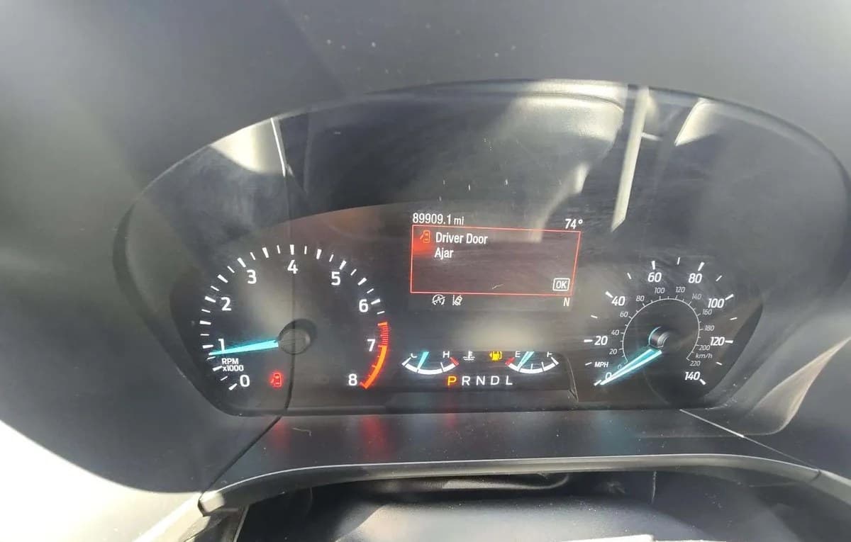 2021 FORD ESCAPE SE 6