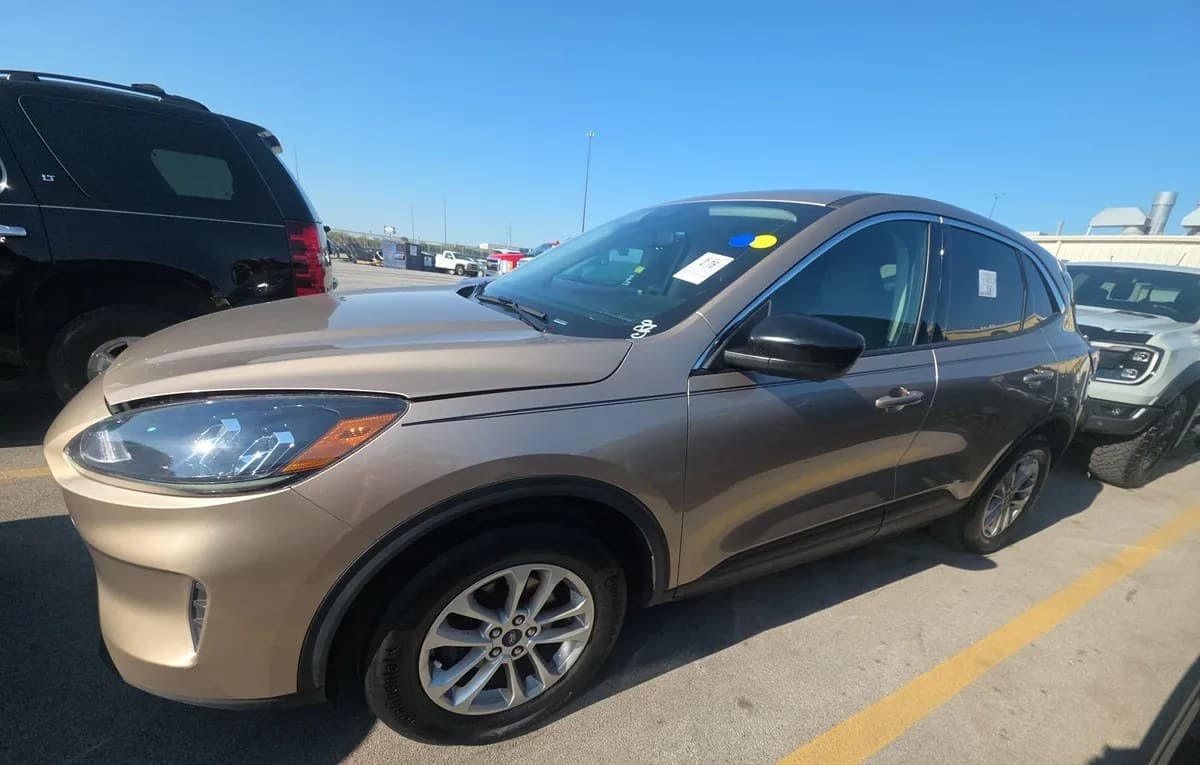 2020 FORD ESCAPE SE 2