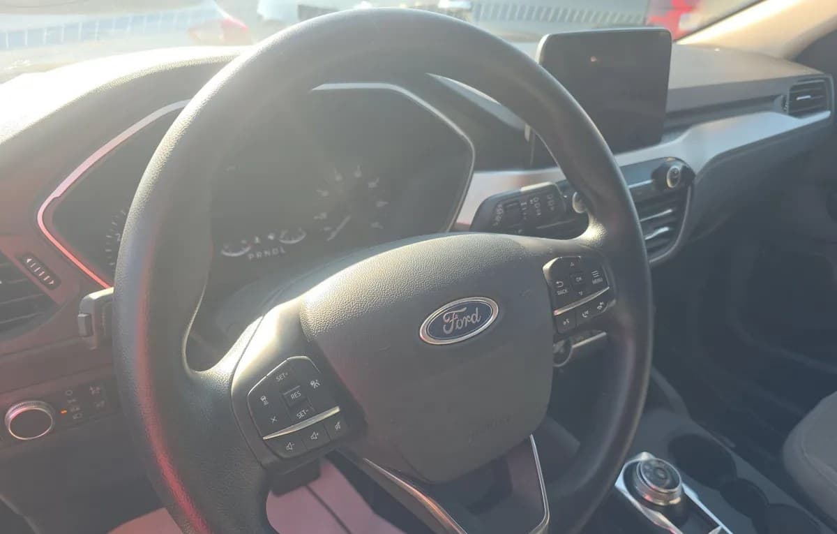 2020 FORD ESCAPE SE 7