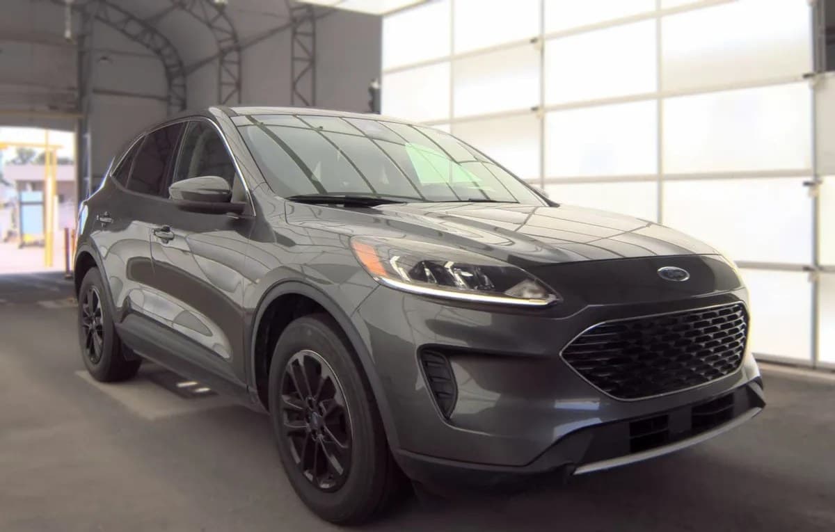 2020 FORD ESCAPE SE 3