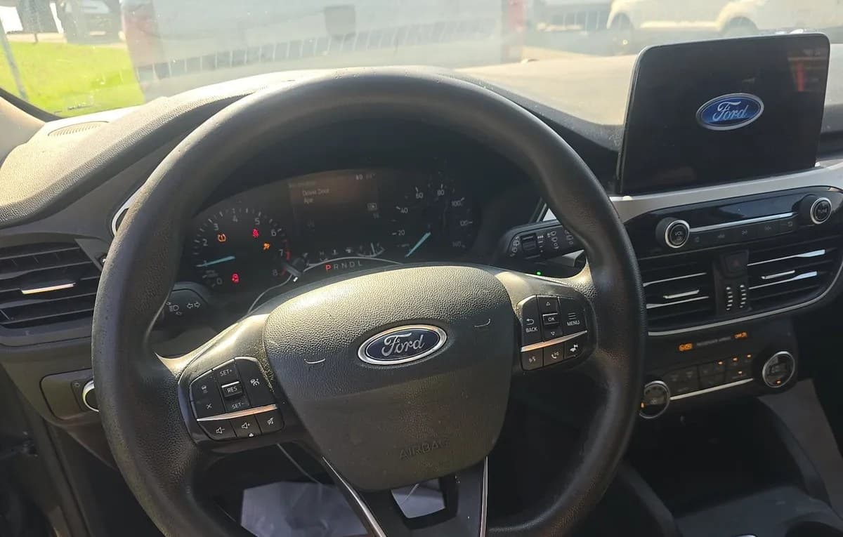 2020 FORD ESCAPE SE 6