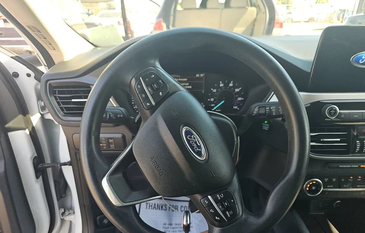 2020 FORD ESCAPE SE 6