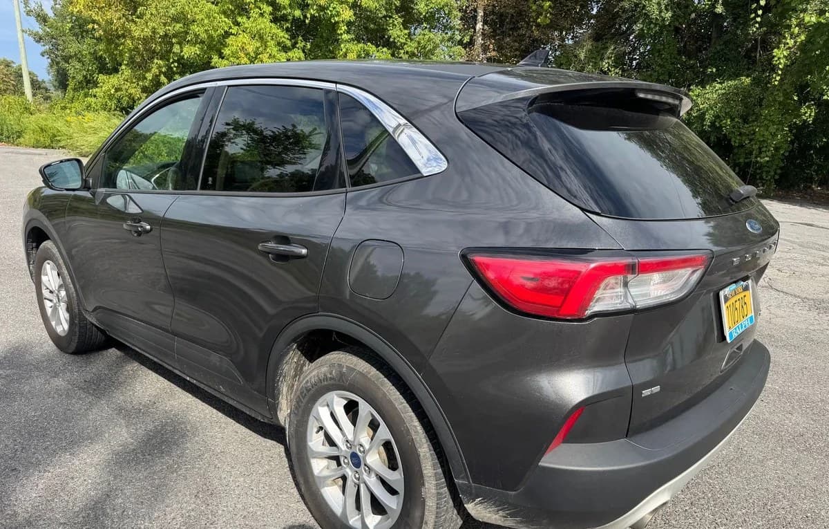 2020 FORD ESCAPE SE 5