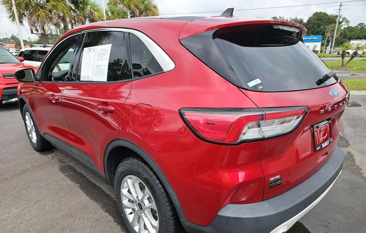 2020 FORD ESCAPE SE 3