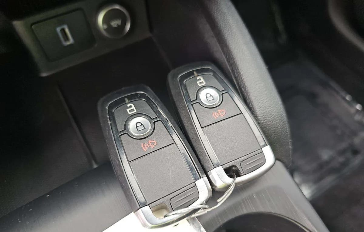 2020 FORD ESCAPE SE 5