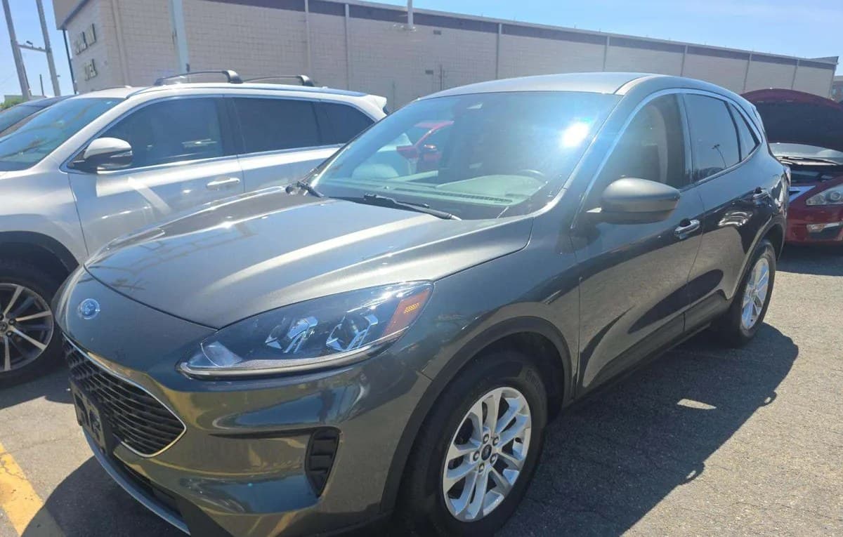 2020 FORD ESCAPE SE 2