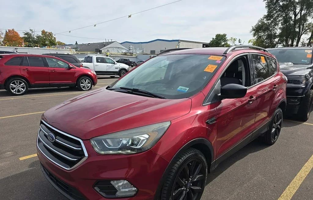 2017 FORD ESCAPE SE