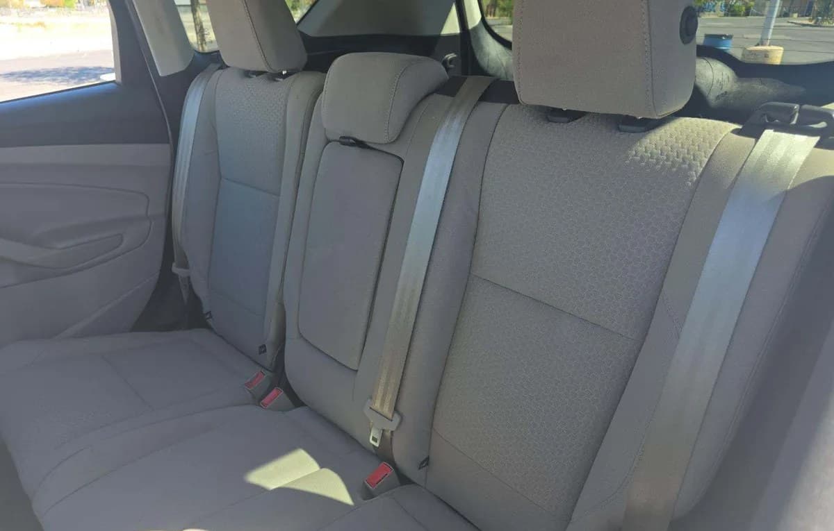 2017 FORD ESCAPE SE 7