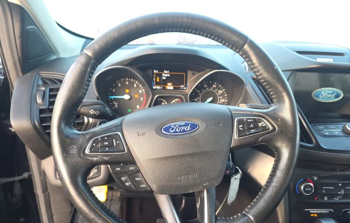 2017 FORD ESCAPE SE 7