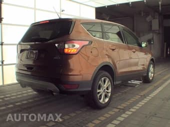 2017 FORD ESCAPE SE 5