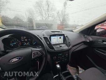 2017 FORD ESCAPE SE 11