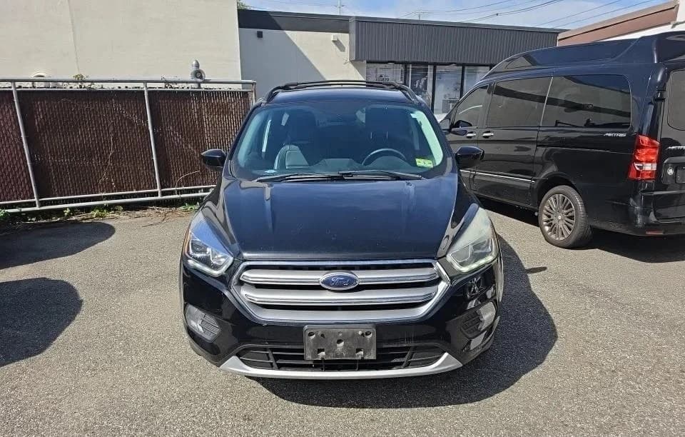 2017 FORD ESCAPE SE 2