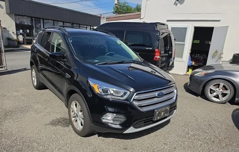 2017 FORD ESCAPE SE 3