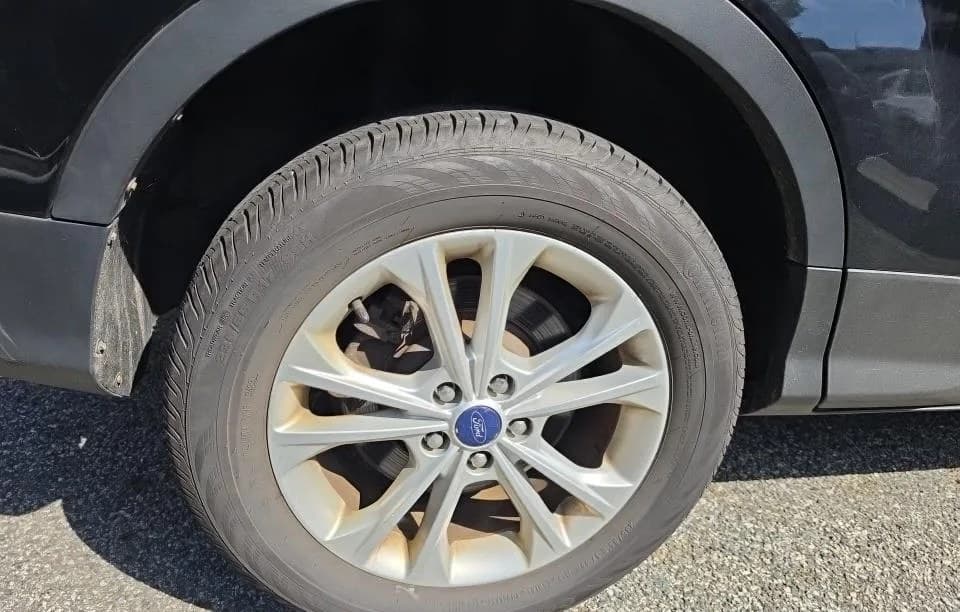 2017 FORD ESCAPE SE 6