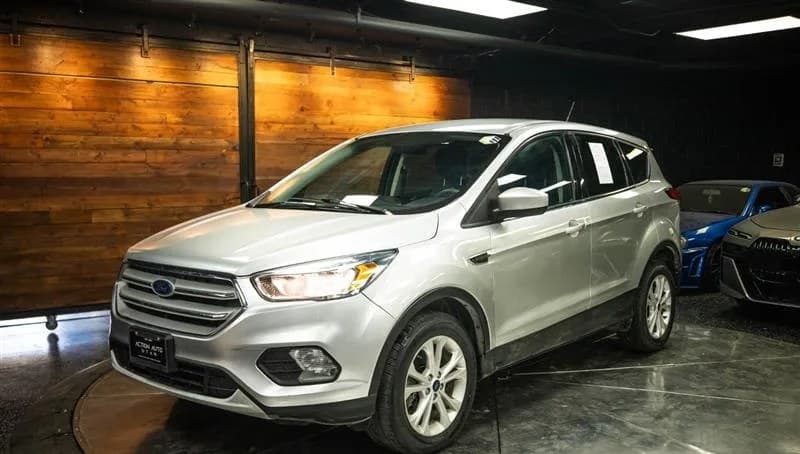 2019 FORD ESCAPE SE 3