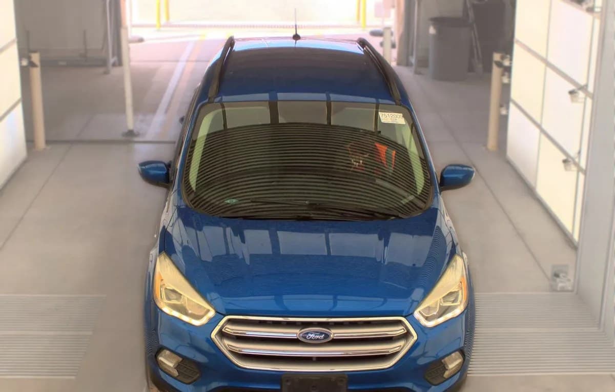 2017 FORD ESCAPE SE 3