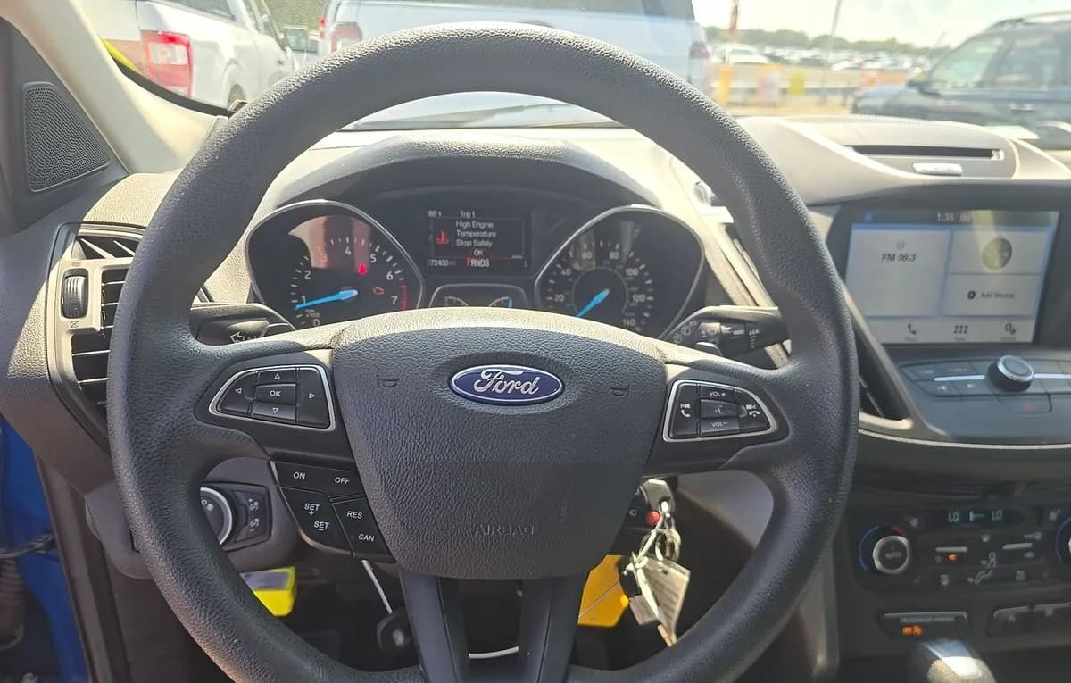 2017 FORD ESCAPE SE 7