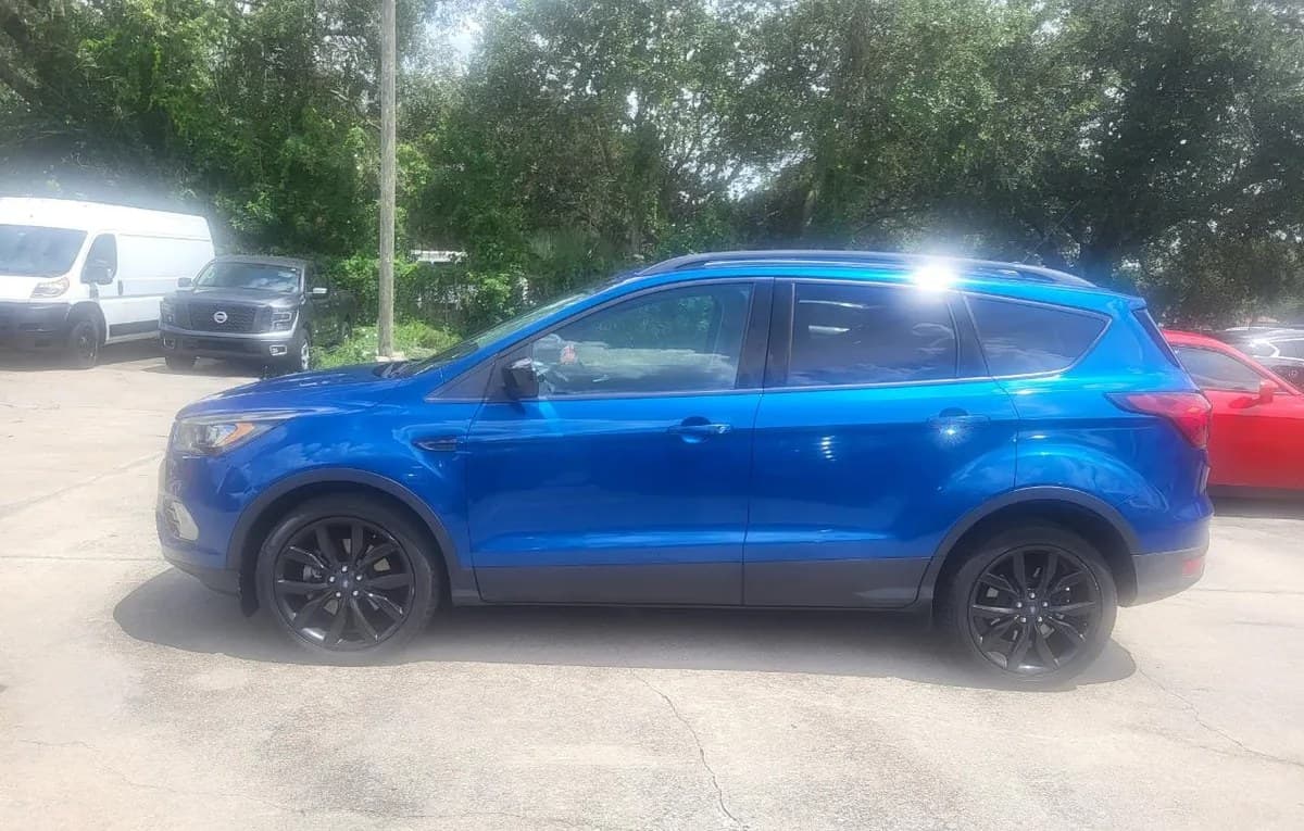 2019 FORD ESCAPE SE 2