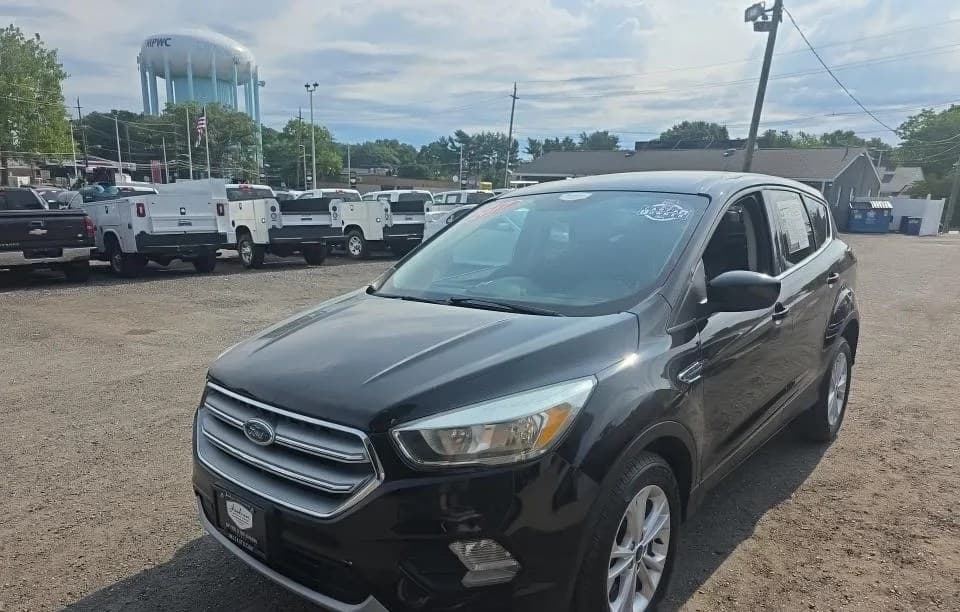 2017 FORD ESCAPE SE 2