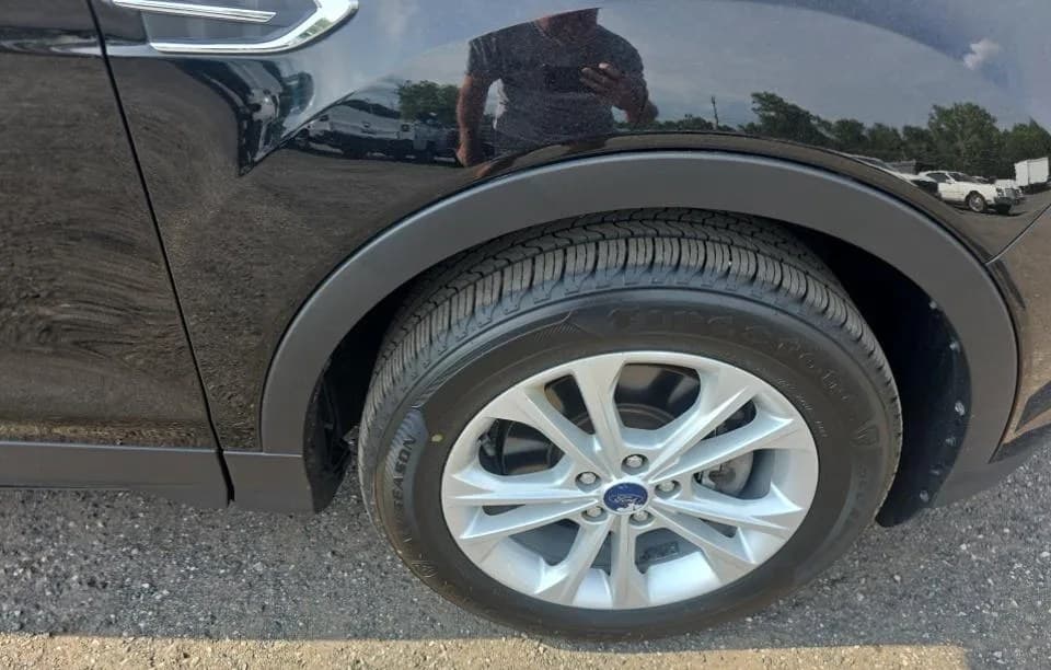 2017 FORD ESCAPE SE 6