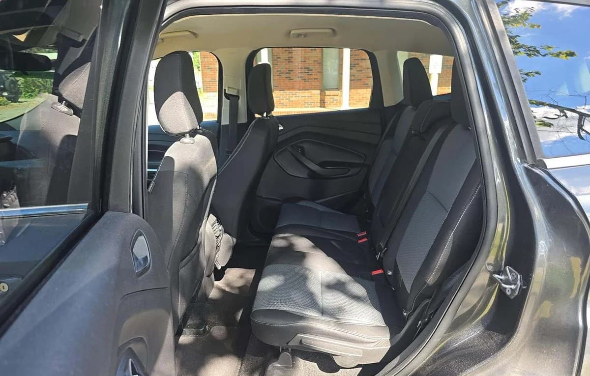 2019 FORD ESCAPE SE 7