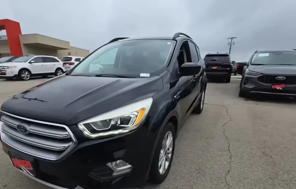 2017 FORD ESCAPE SE 2