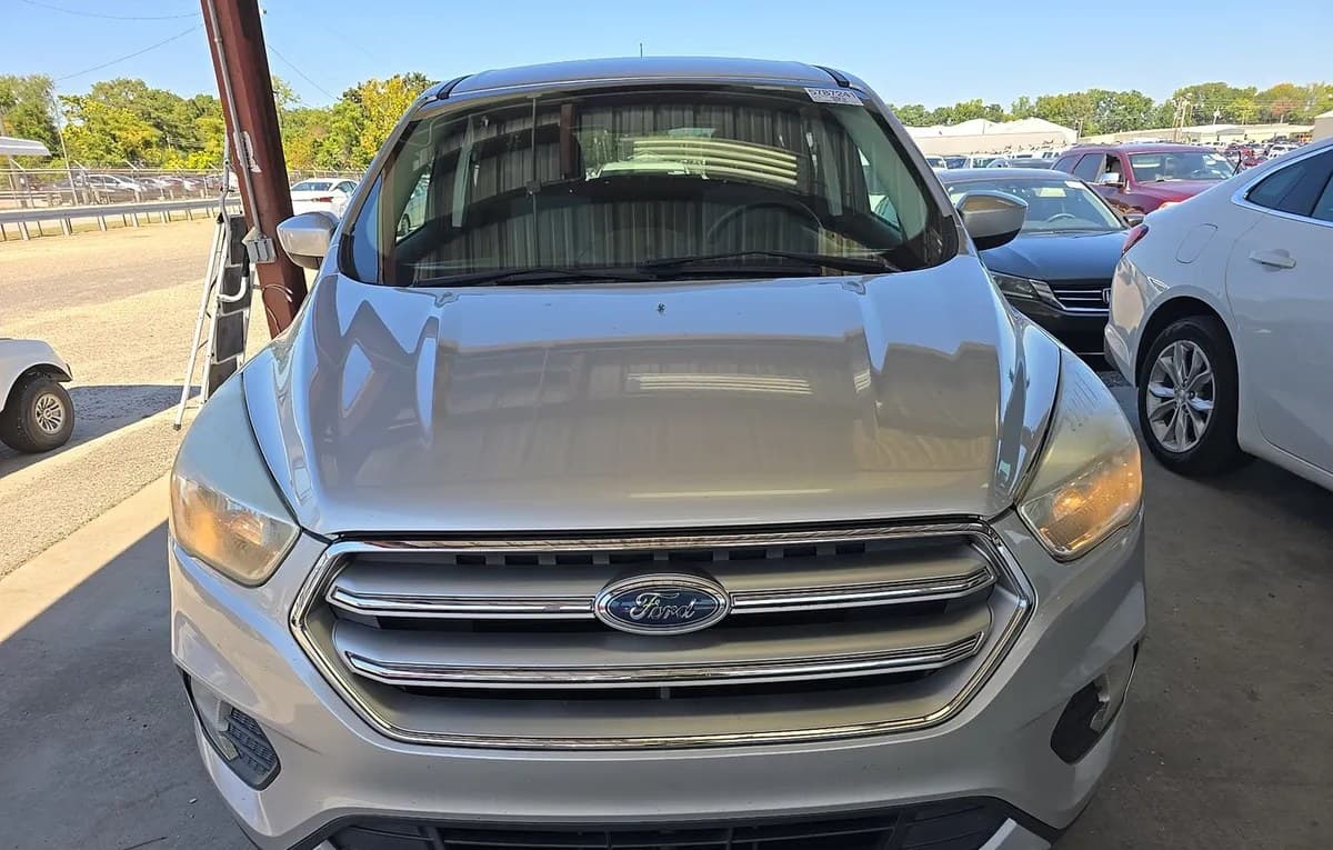 2017 FORD ESCAPE SE 2