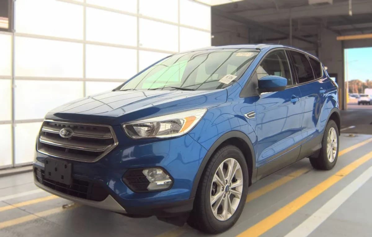 2017 FORD ESCAPE SE 2
