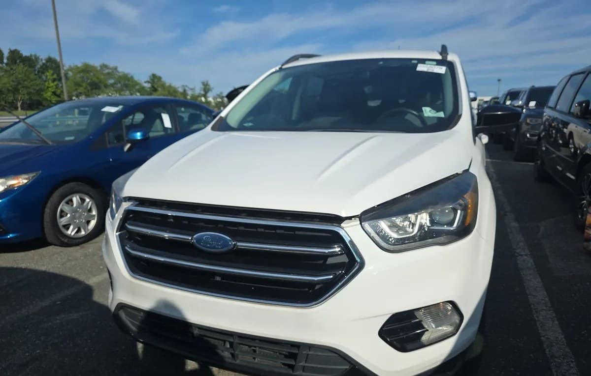 2018 FORD ESCAPE SE 3