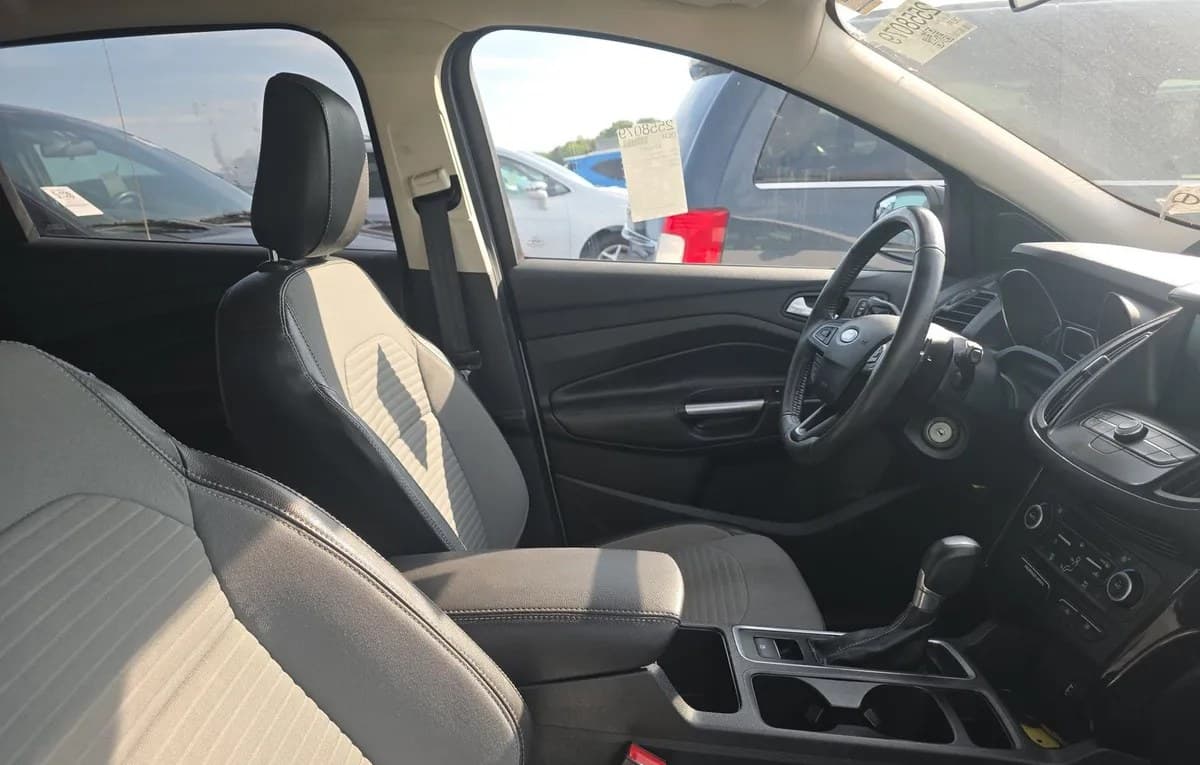 2018 FORD ESCAPE SE 5