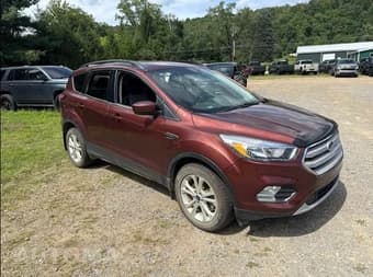 2018 FORD ESCAPE SE 4