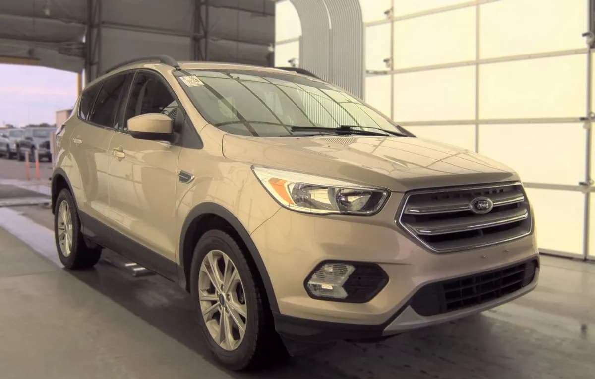 2018 FORD ESCAPE SE 4
