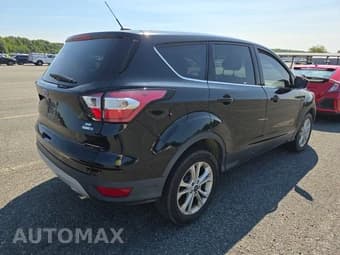 2017 FORD ESCAPE SE 5