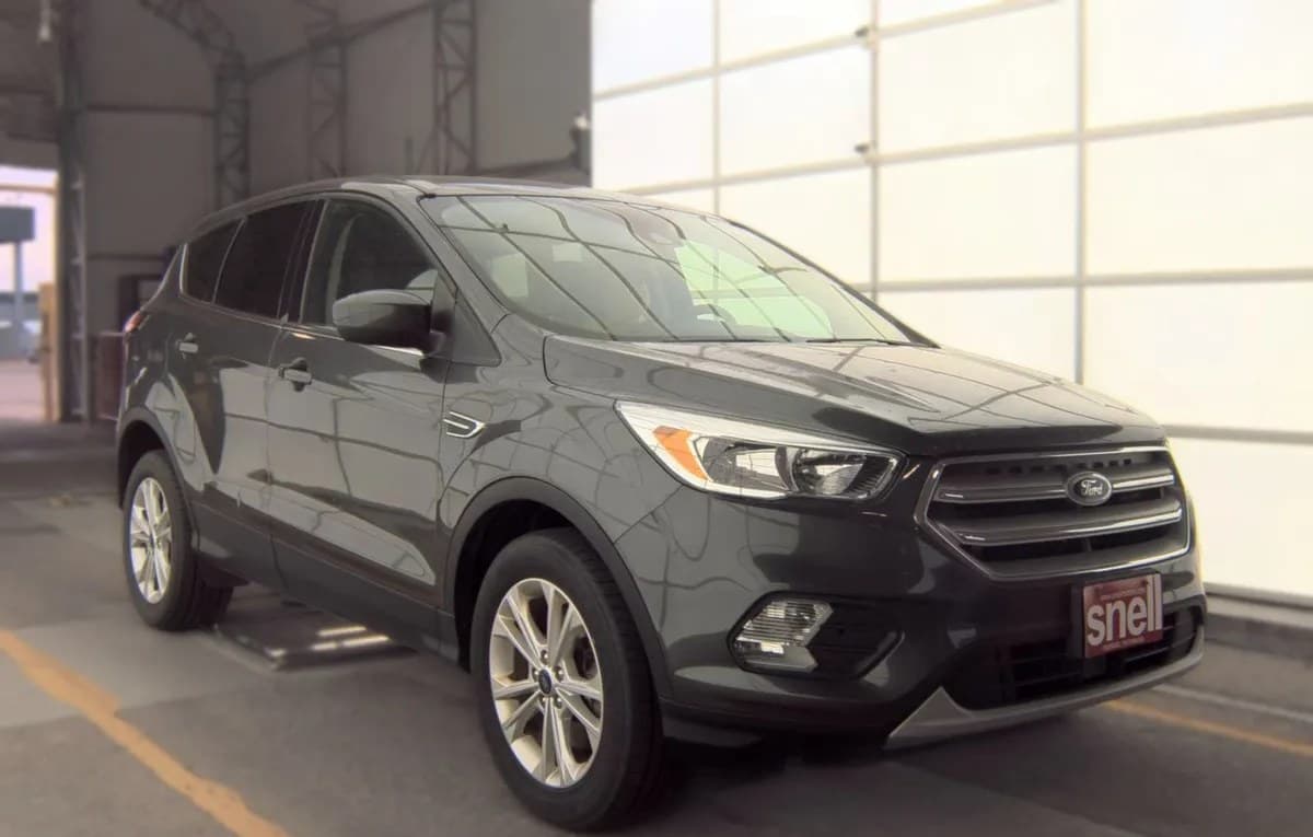 2019 FORD ESCAPE SE 4